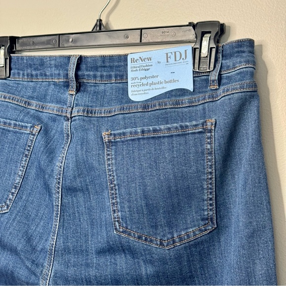 NEW - FDJ Olivia Jeans Size 18 - Picture 3 of 4